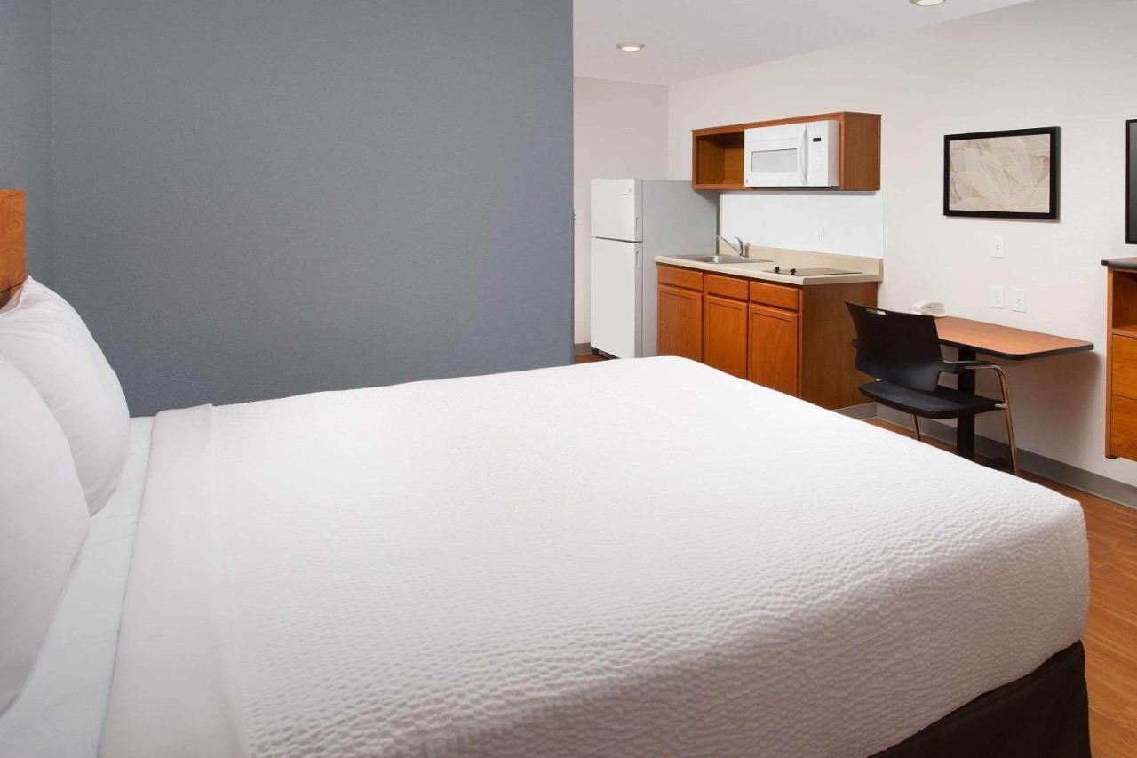 Woodspring Suites Chicago Darien Extérieur photo